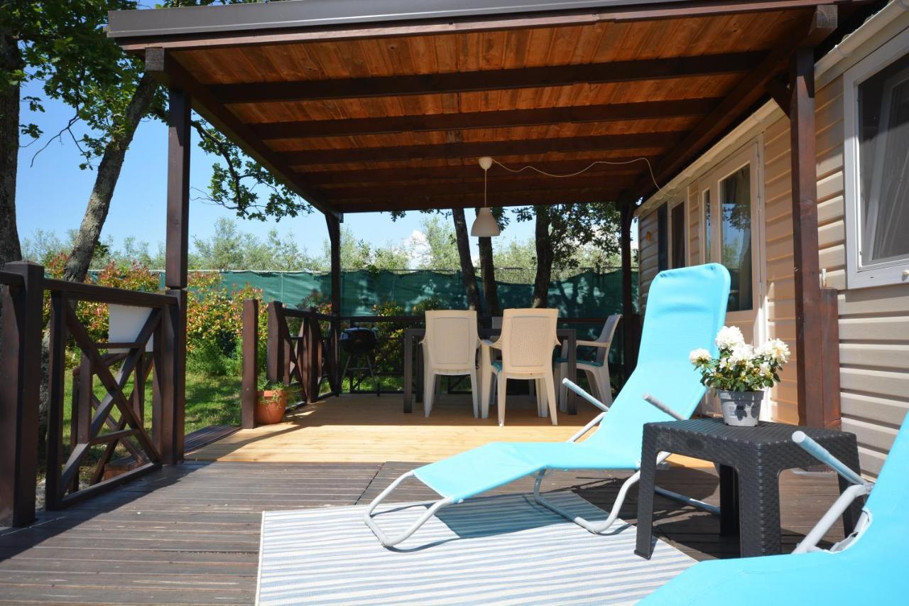 West Coast Mobilhome With Xxl Terrace In Naturist Resort Solaris Fkk Tar-Vabriga Extérieur photo